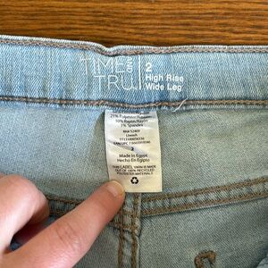 Time and Tru high rise wide leg light wash Jean size 2